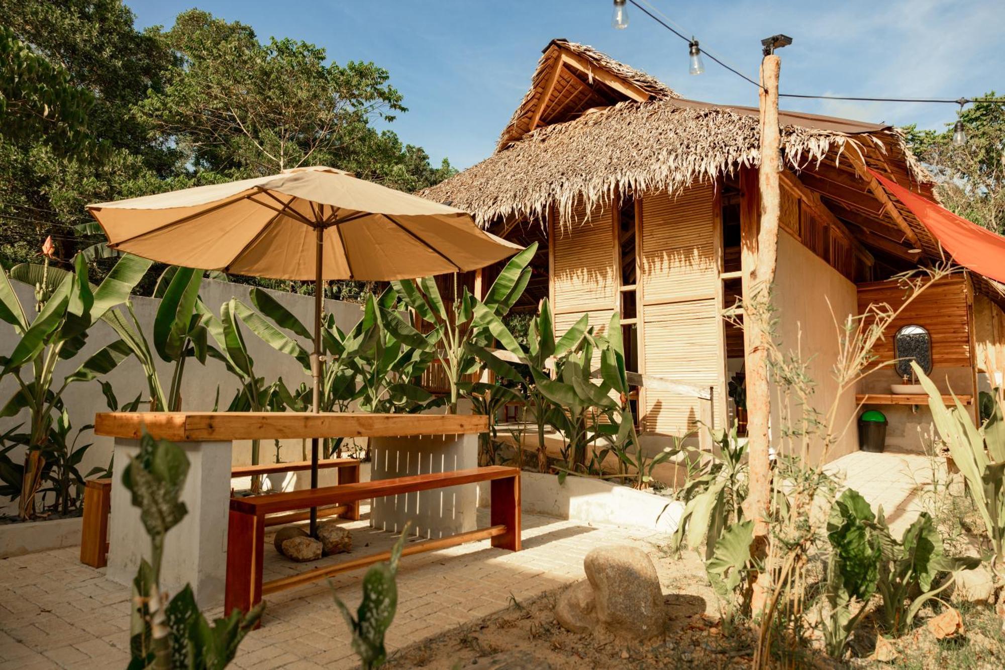 Domes And Dreams Lio Glamping Hotel El Nido Bagian luar foto
