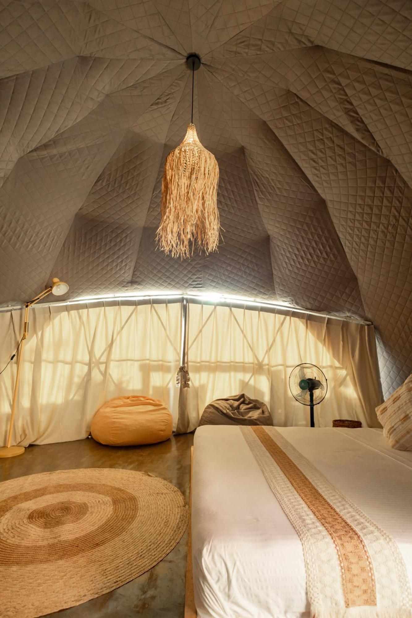 Domes And Dreams Lio Glamping Hotel El Nido Bagian luar foto